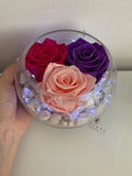 Pecera con 3 rosas eternas - Florero - Florería Violeta