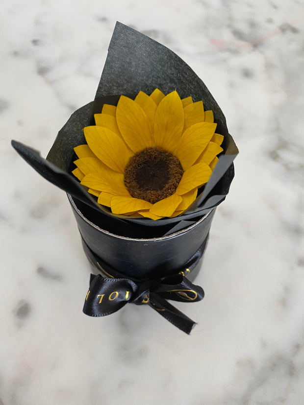 Girasol eterno Baby Box - Florería Violeta